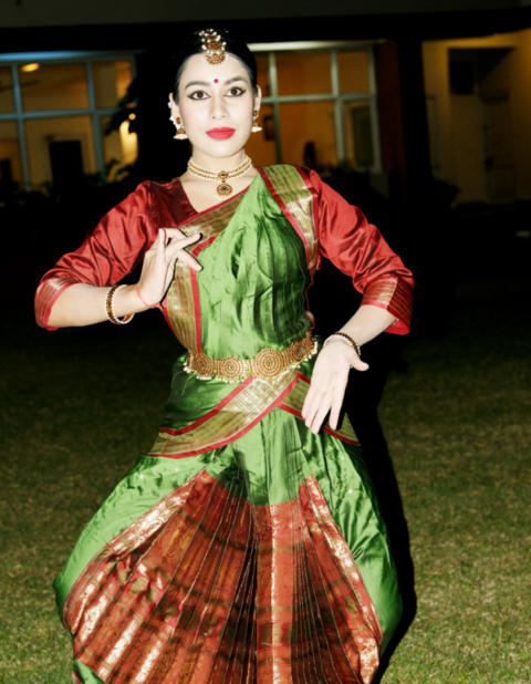 gracysinghdancetroupe.com : Aishwarya Attri