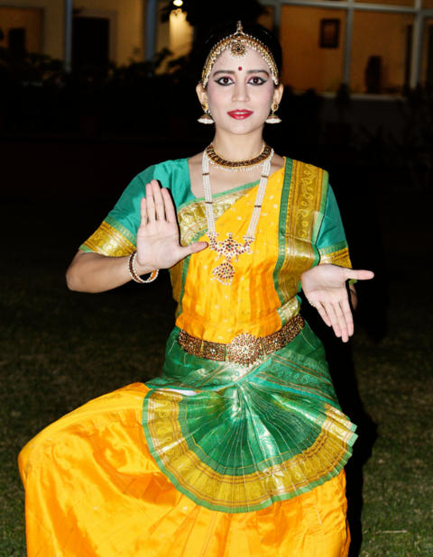 gracysinghdancetroupe.com : Devanshi Mehta