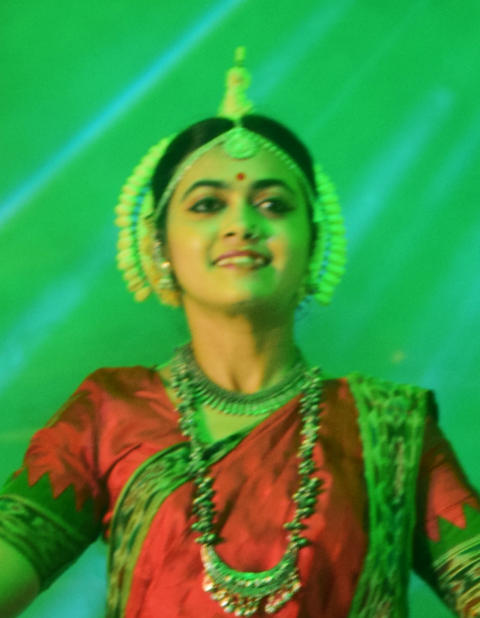 gracysinghdancetroupe.com : Manisha Damodar