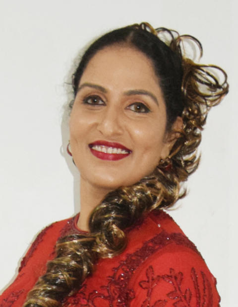 Gracy Singh Dance Troupe: Nisha Gilbert