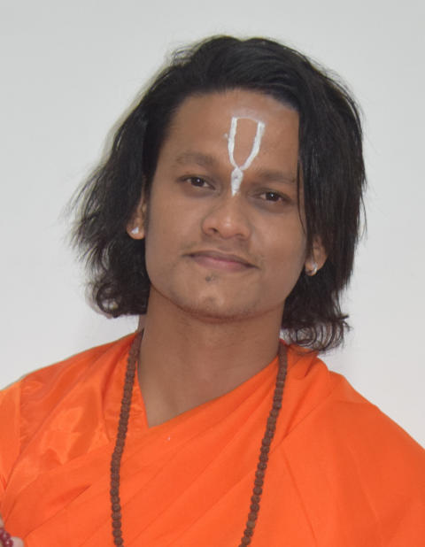 Gracy Singh Dance Troupe: Jagat Rawal