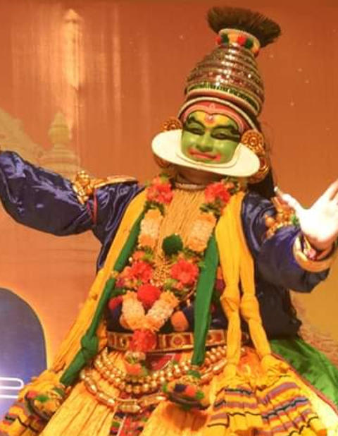 Gracy Singh Dance Troupe: Renjish Nair