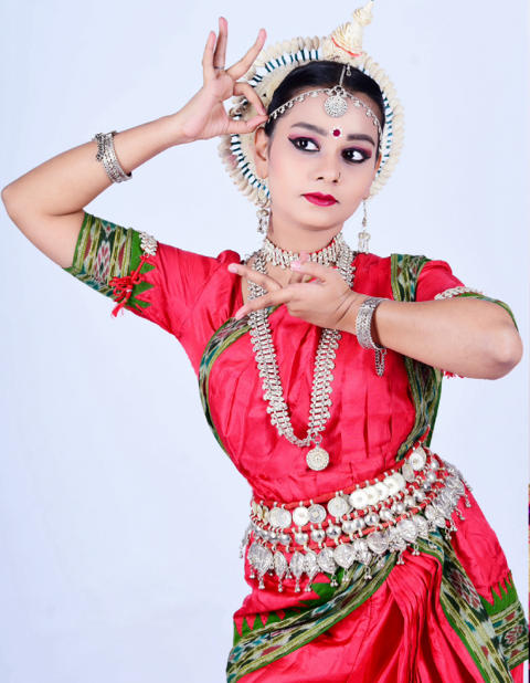 gracysinghdancetroupe.com : Shreya Jadhav